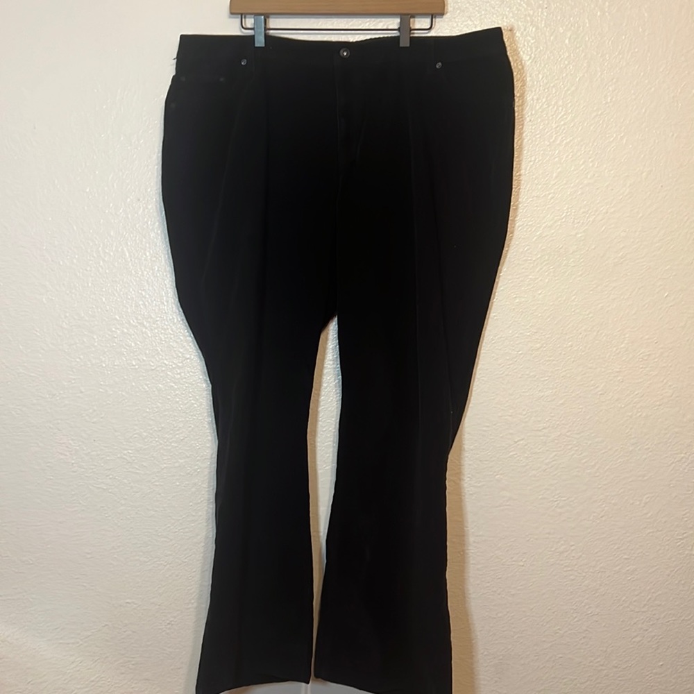 Cute corduroy black flared pants